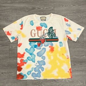Gucci shirt designer